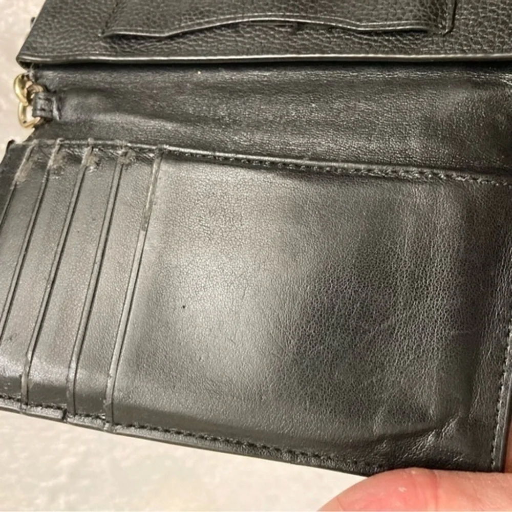 Michael kors black leather wristlet